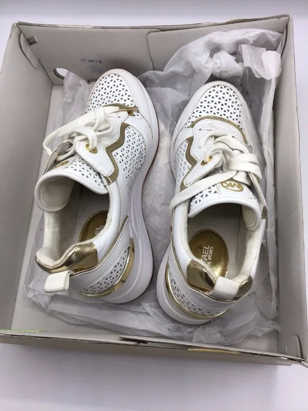 MICHAEL KORS WOMEN'S WEDGE PLATFORM TRAINER SNEAKERS SIZE 7M NEW